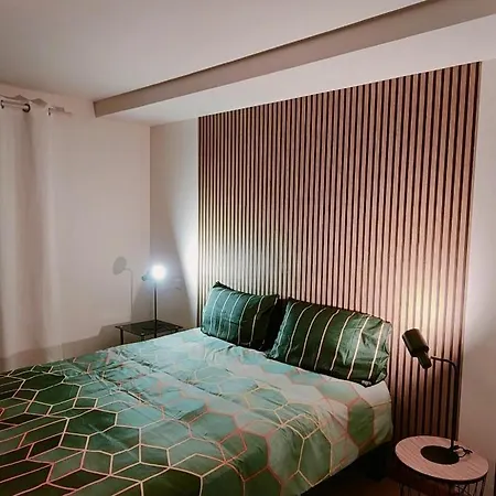 Appartement Le Liseo - Terrasse, Veranda Au Coeur Du Centre Niort