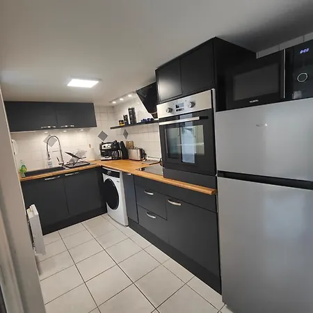 Apartamento Le Liseo - Terrasse, Véranda Au Cœur Du Centre Niort
